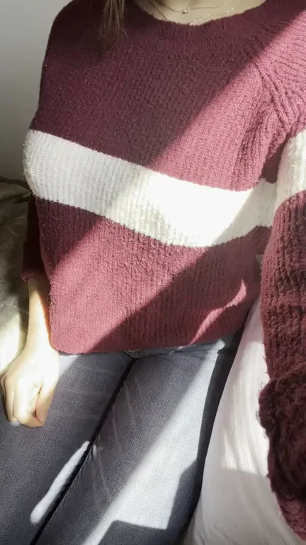 Perky Natural College Teen Titty Drop - Big Boobs or Small?