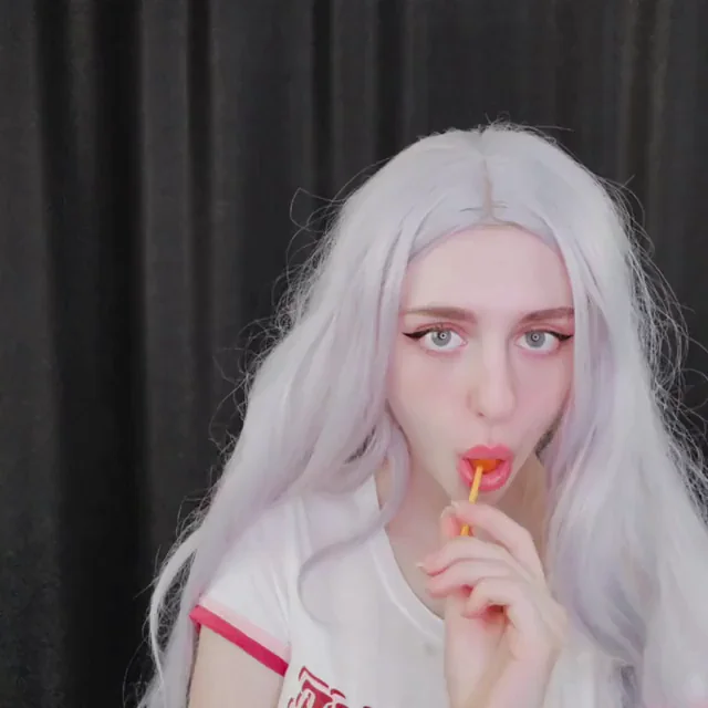 Ahegao Slut Sucks Lollipop Hard 😩🍭💦