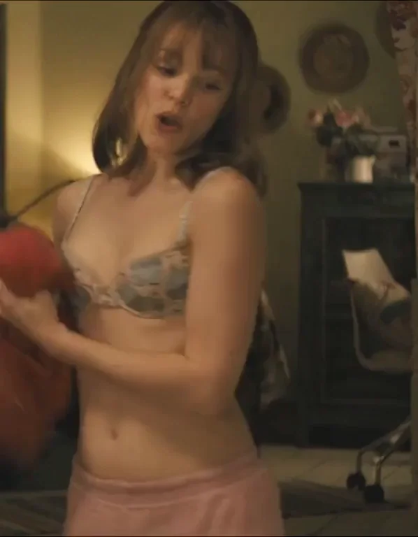 Rachel McAdams in About Time (Zoomed, 60fps)