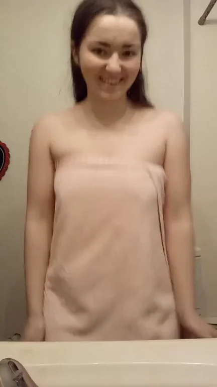 How many times can I jump before my towel [f]alls off?