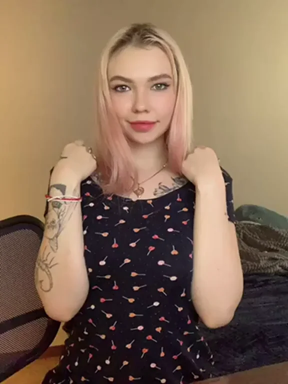 discount for the next two days -30% ?? pay 7 $ for 411 photos and 118 videos: 3 pussy play, ass fuck, lesbian, smoke, fuck machine