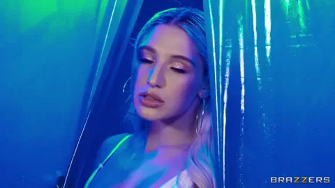 🍆💦 Abella Danger's Wild Cum Thru 3 Ride 🔥
