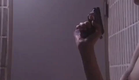Natsuki Ozawa in Zero Woman (1995)