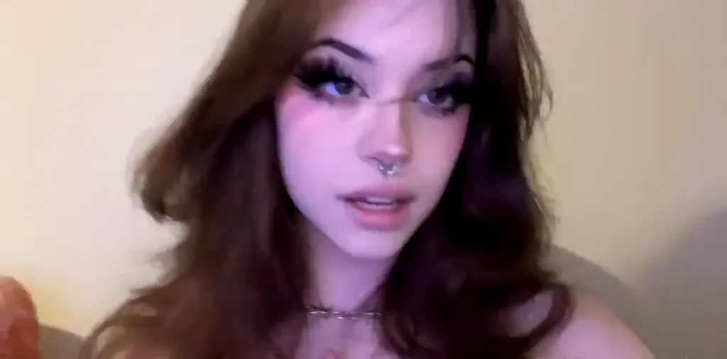 Hannahuwu new content - F0lder B3l0w