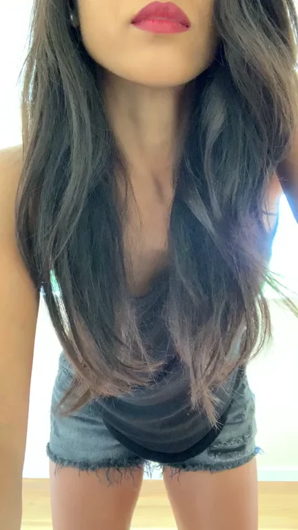Gorgeous Asian Babe's Tummy Tease 💋🔥