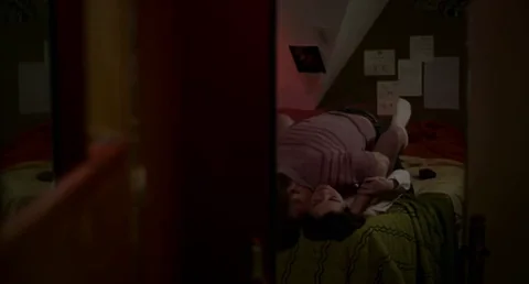 Schoolgirl Maisie Williams getting used as a whore