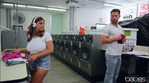 🍑 Ella Knox's Dirty Laundry Fuck Fest 💦