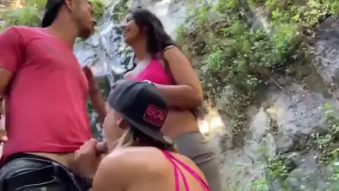 Picnic Fuckfest: FFM Threesome Explodes in Public Park Poundage