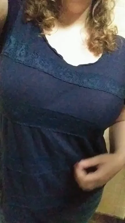 Bathroom Tease: Curvy Babe Flashes Massive Tits