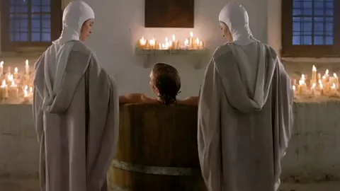 Silvia Colloca & Chiara Gensini: Steamy Nun Tub Tease in Virgin Territory (2007)