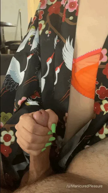 [OC] How she uses me while watching TV