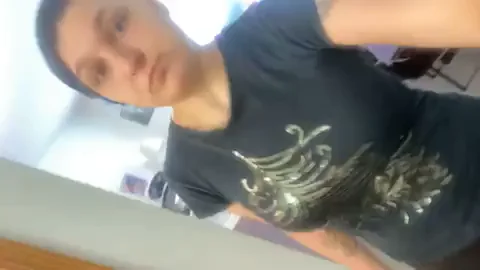 Monday means it’s time [f]or boobs to bounce around when everyone’s at lunch