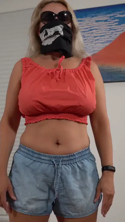 46-Year-Old Cam Slut: Still Fuckable?