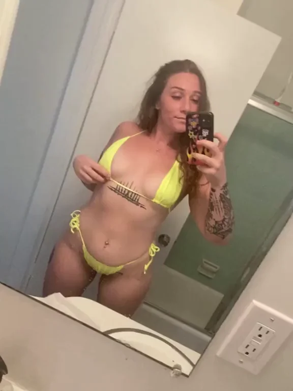 Would you breed me? I have little titties, but a lot of ass. [oc] [gif]