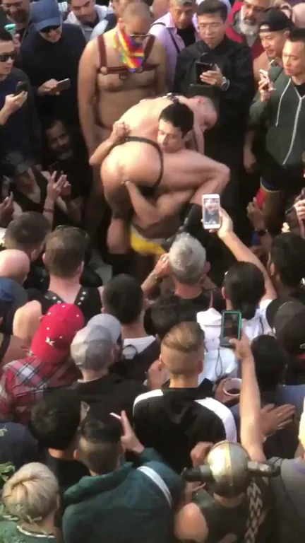 -EbQtA5mvlQ0YNau Porn GIF by 00tank