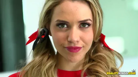 Mia Malkova - Hot Box