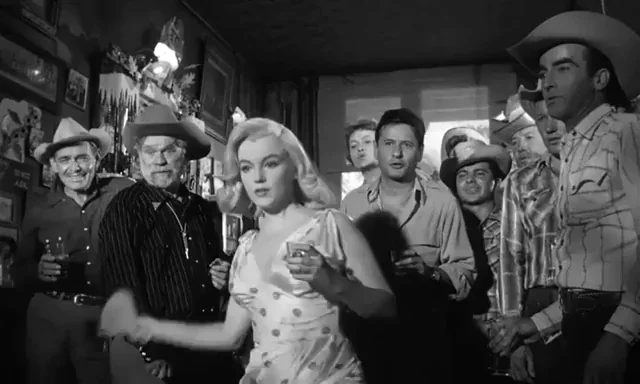 Imagine smacking Marilyn Monroe's ass like she's smacking that paddleball