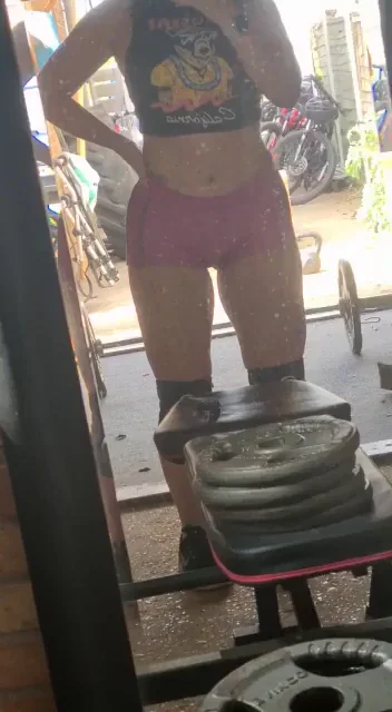 I should really be training...but when your jam comes on ;) [f] oc
