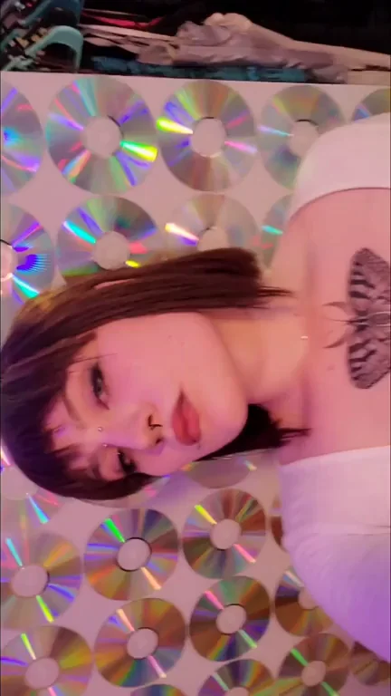 tiddy drop for you??