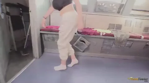 Tessa Fowler drop