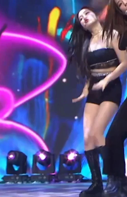 Red Velvet - Yeri/Joy