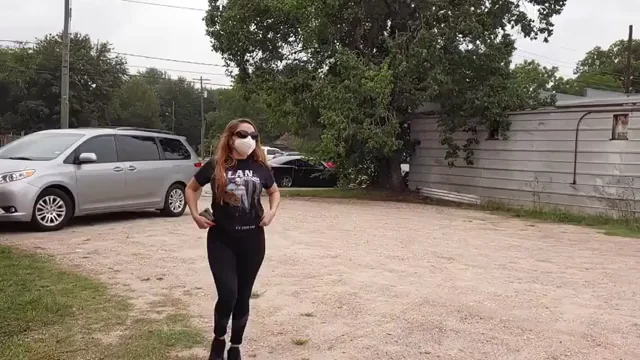 😷 Masked Slut Flashes Perky Titties in Public! 🔥
