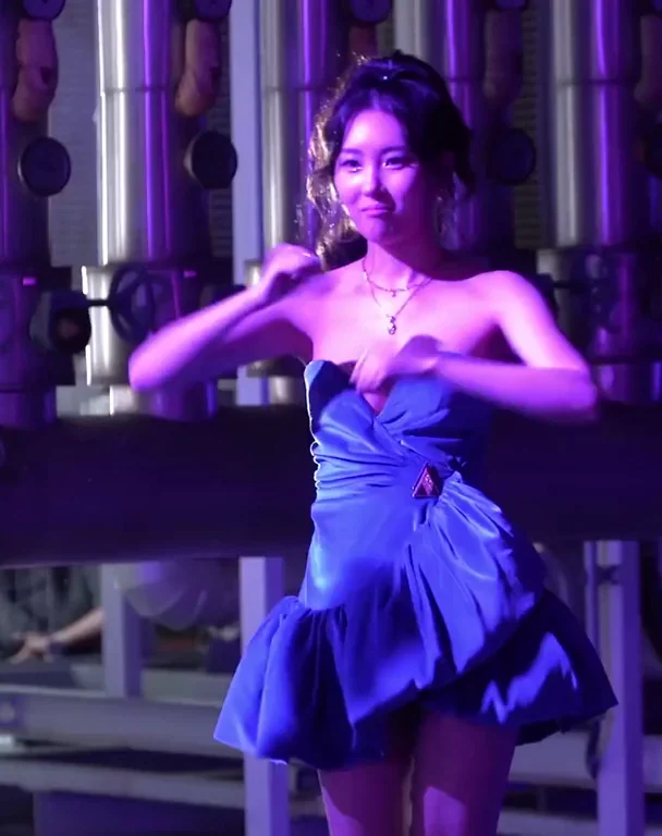 Sunmi's Sexy Kpop Stage Tease