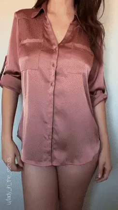 Jesus, That Silk Blouse Reveal Was Smooth AF 😍🍒