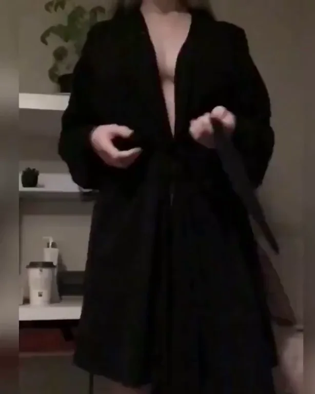 No Face No Fap Tease 💋🍒