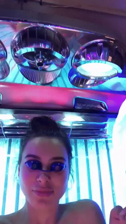Lana Rhoades' Tanning Bed Tease 💋☀️