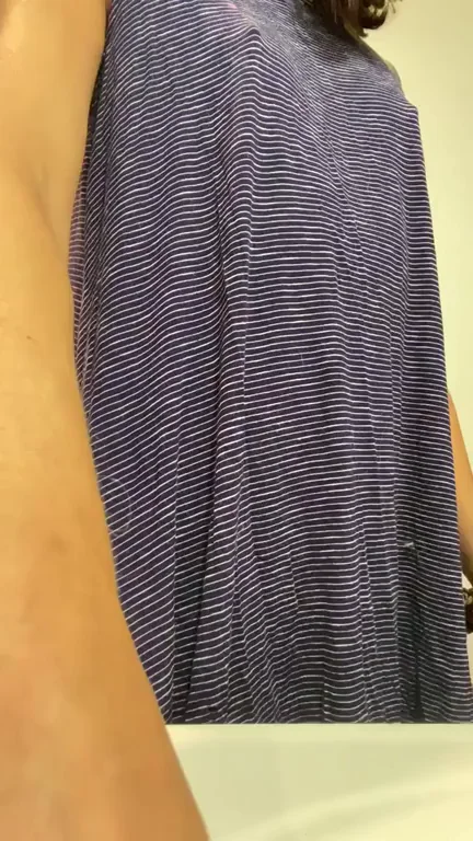 Hot Babe's Juicy Asshole Tease GIF 🍑💦