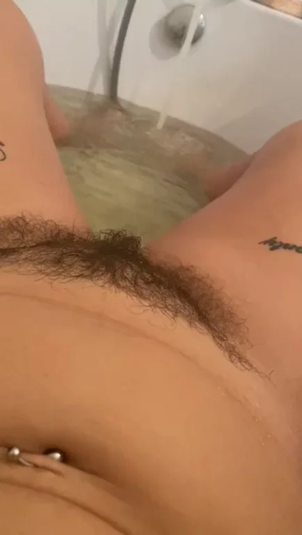 (F) Enjoy this video i made of my fat hairy pussy too