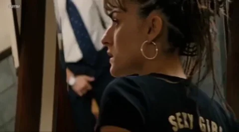 🍆 Candela Peña's Steamy Blowjob in Princesas (2005) 💦