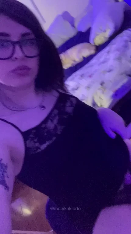 Thicc latina ready to be bred?