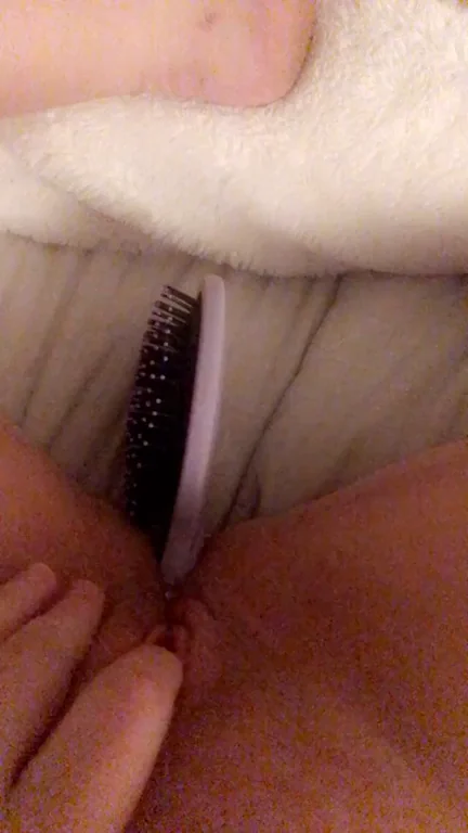 Multitasking with My Hairbrush Slut 😈🩷