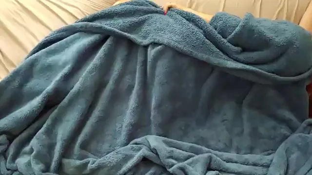 Rolling around in bed, getting my morning stretch in [F]