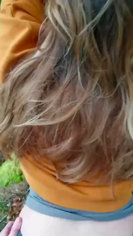 Risky Hike Tease: PAWG's Massive Ass in Panties Exposed 🍑🌿