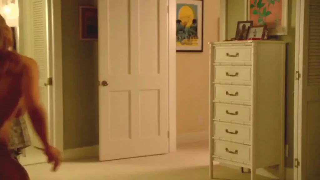 Cameron Diaz's Cute Little Butt Tease in the Bedroom