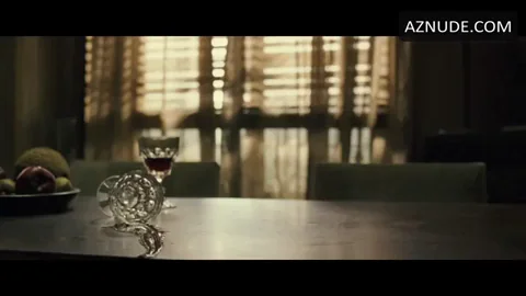 Marion Cotillard in La Boite Noire