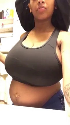 Tig preggo bitties