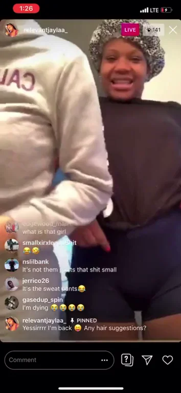Debating who got the fatter pussy
