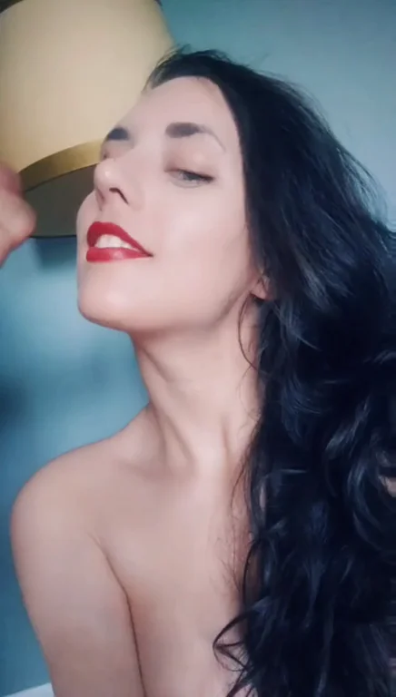 Cute babe records herself getting a facial.