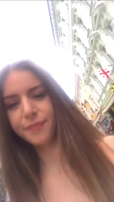Walkabout [GIF]