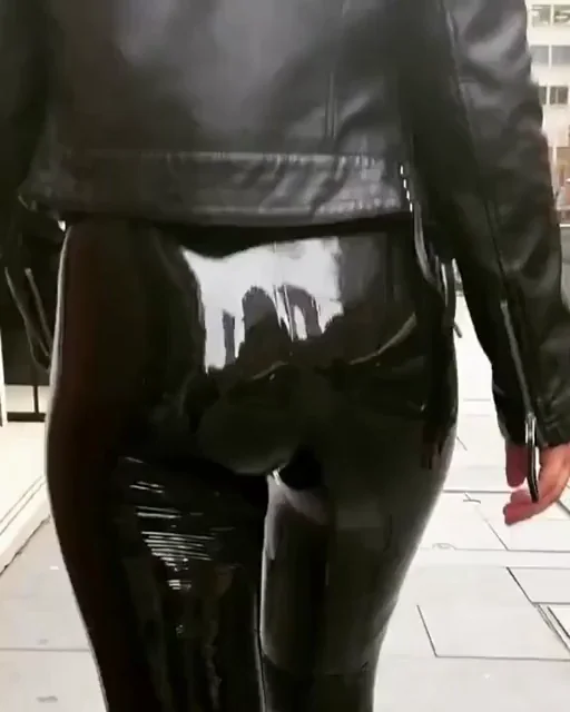 @honeybirdette LATEX OUTDOOR Porn GIF by arty69  RedGIFs