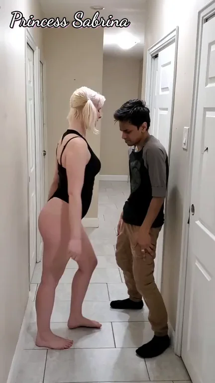 Princess Gets Job Denied by Tiny Hung Guy 😂🍆💦