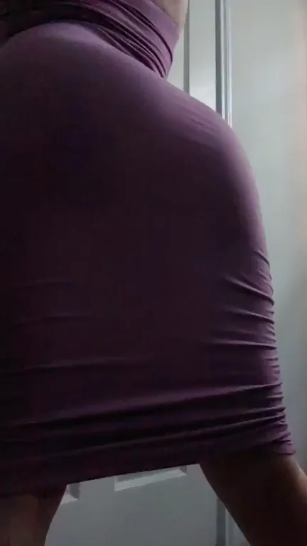 Peeling Off My Skin-Tight Purple Dress 💜🍑 [F]un Striptease