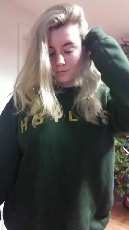 Perfect Prefect Titty Drop: Blonde Bombshell's Massive Mounds Unleashed