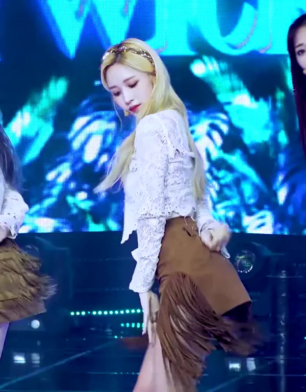 TWICE Mina's Sexy Skirt Tease Dance 💃🔥