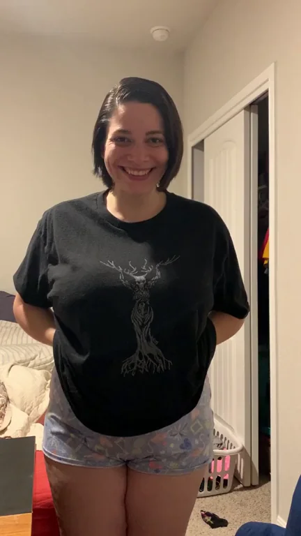 🔥 Thick Babe Tries Epic BT YT Reveal - What Ya Think? 😏 OC