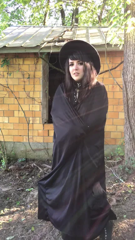 Goth Slut's First Outdoor Flash Tease 😈🖤 [OC]